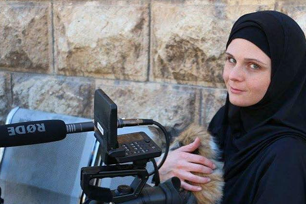 Штатская журналистка Линдси Снелл находится под арестом в Турции