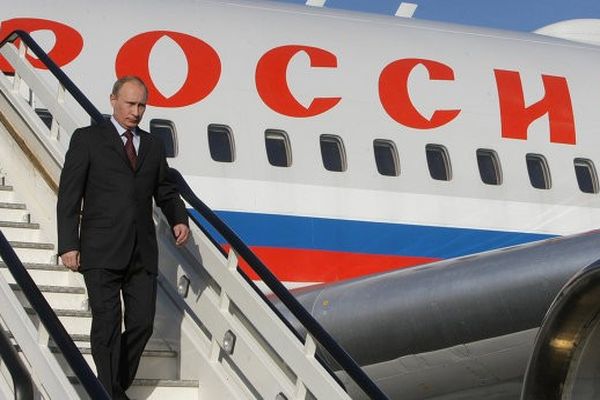 Путин прибыл в Ереван для участия в саммите ОДКБ