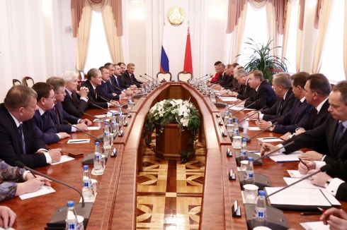 Кокорин и премьер-министр Белоруссии Кобяков подписали план двухстороннего сотрудничества