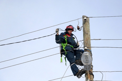 Энергетики провели масштабный рейд в Цыганском поселке Екатеринбурга