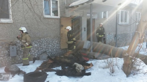 Из горящего жилого дома в Екатеринбурге спасатели эвакуировали 30 человек