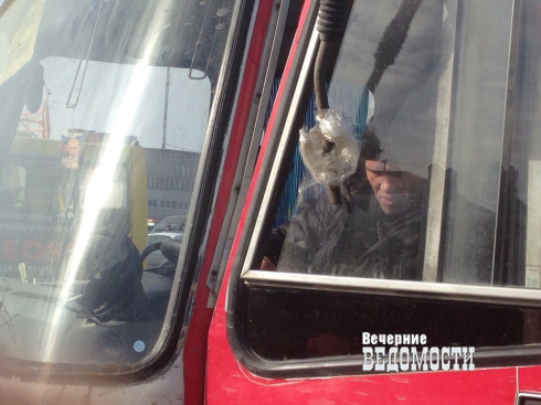 В Екатеринбурге инспекторы ГИБДД устроили «облаву» на маршрутки (ФОТО)