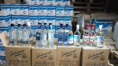 Сотрудники свердловской ФСБ обнаружили цех по розливу фальсифицированного алкоголя (ФОТО)