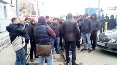Овощебазу № 4 в Екатеринбурге заблокировали наёмники