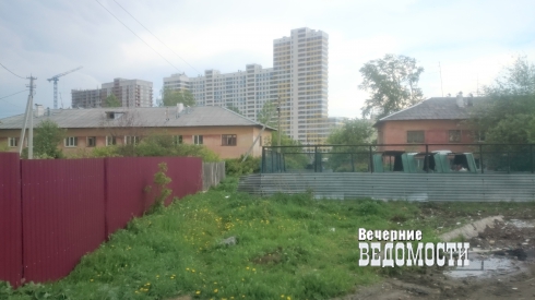 Дурно пахнущая история, или Поселок-«призрак» на окраине Екатеринбурга