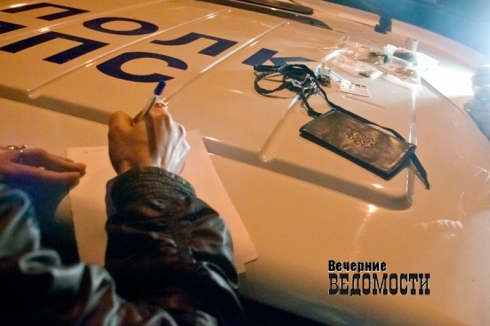 На Урале наказали должника, катавшегося на арестованном автомобиле