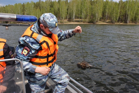 Уральский пенсионер лишился лодки и сетей за рыбалку не в то время и не в том месте