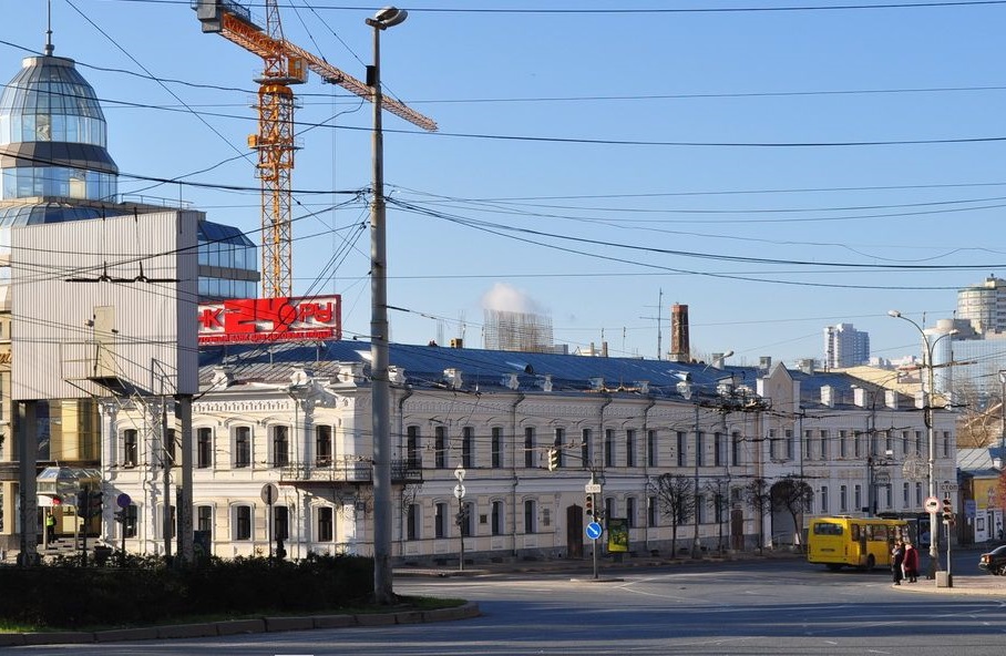 В Екатеринбурге отреставрируют «Американскую гостиницу», в которой останавливались Чехов и Менделеев