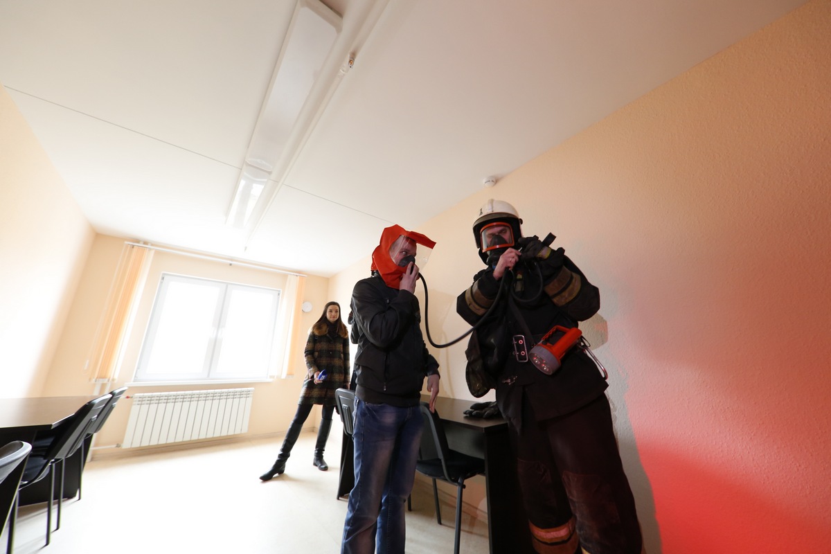 Плановые учения: из общежития УрФУ эвакуировали 102 человека