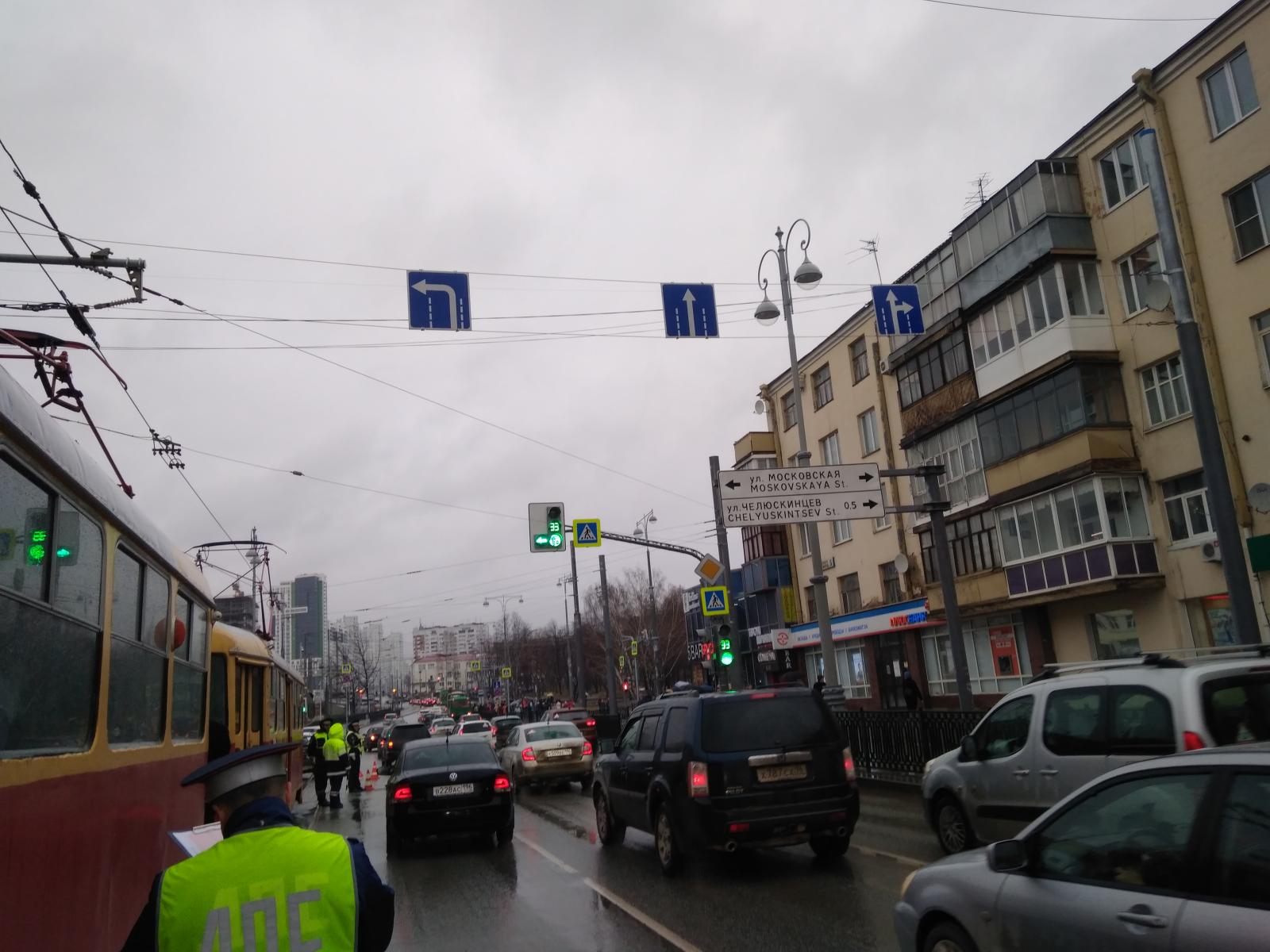 ГИБДД: сводка происшествий на территории Свердловской области за 27 апреля 2018 года