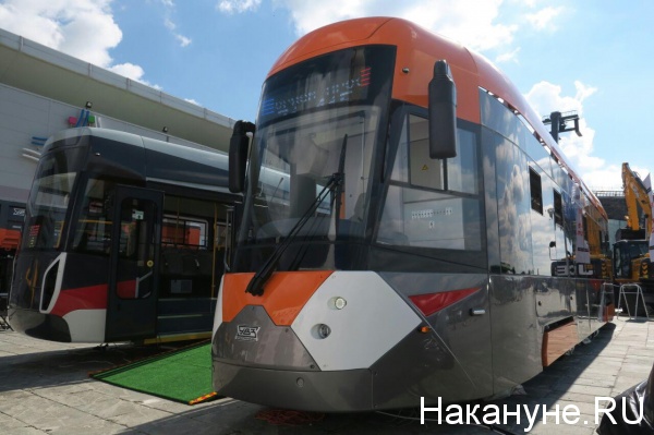 «Уралвагонзавод» представил на «ИННОПРОМе» инновационный трамвай