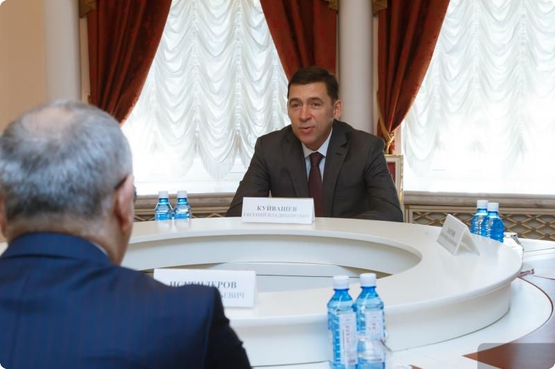Евгений Куйвашев встретился с генеральным консулом Азербайджана в Екатеринбурге