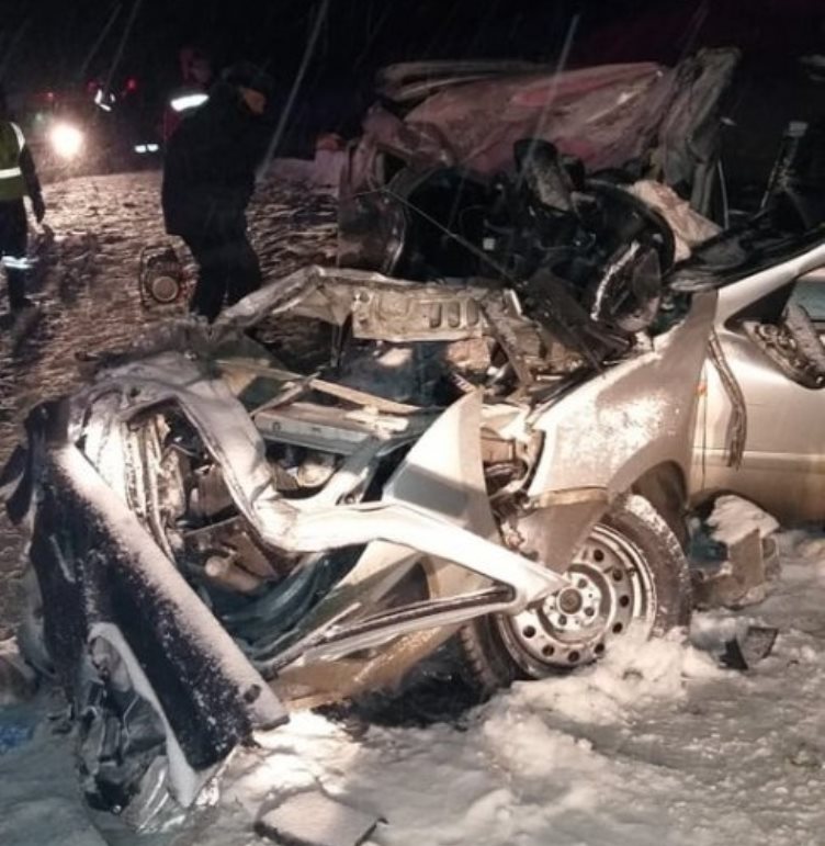 Два человека погибли в жёсткой аварии на трассе Пермь – Екатеринбург