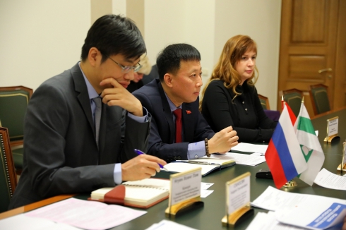 В Курган прибыл с рабочим визитом генеральный консул Вьетнама в Екатеринбурге