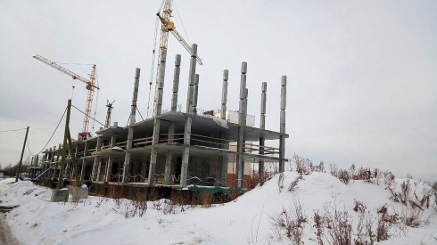 Мольбы дольщиков услышаны: строительство ЖК «Кольцовский дворик», замороженного 2 года назад, возобновилось