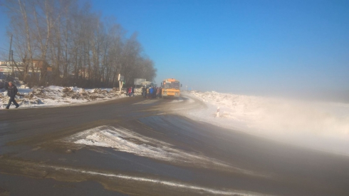 В Свердловской области школьный автобус сбил ребенка (фото)