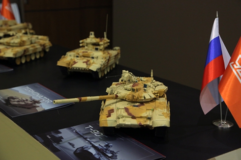 Самые умные в мире танковые снаряды представил УВЗ на выставке в Индии (ФОТО)