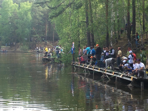 Свердловская область установила мировой рекорд массовой рыбалки