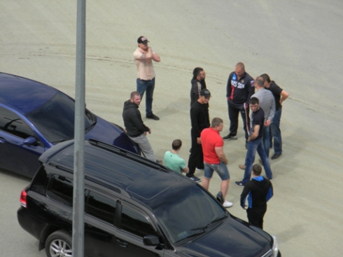 Полиция не замечает «гоп-парковку» в Краснолесье (ФОТО)