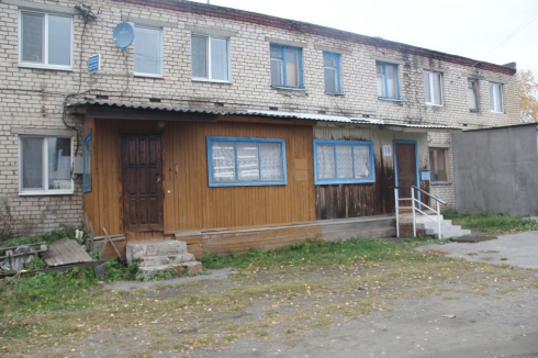 Свердловский областной суд выселил на улицу пенсионерку и инвалида