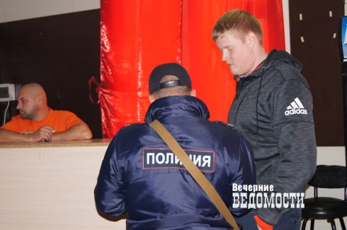 Полицейские ликвидировали игровой зал в Первоуральске (ФОТО)