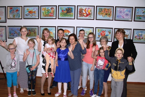 В Нижнем Тагиле открылась персональная выставка 10-летней Дарьи Калягиной