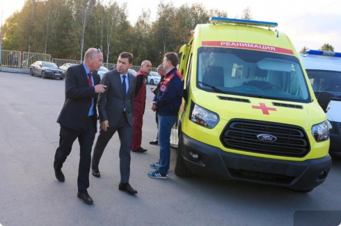 15 свердловских муниципалитетов получили новые машины скорой помощи