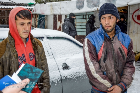 В Белоярском районе задержали более 30 нелегальных мигрантов