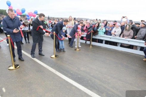 В Свердловской области открыли мост через Транссибирскую магистраль