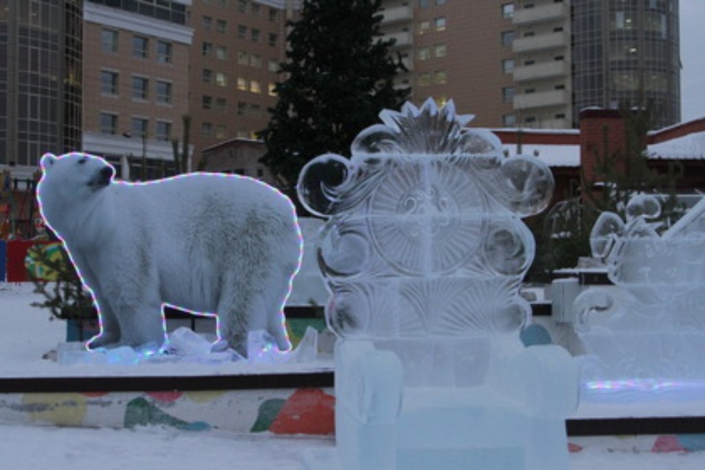 Свой ледовый городок появился в Екатеринбургском зоопарке