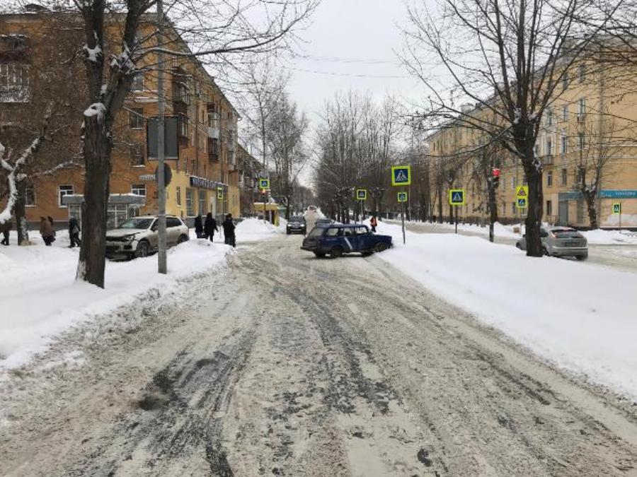 ГИБДД: сводка происшествий на территории Свердловской области за 6 марта 2018 года