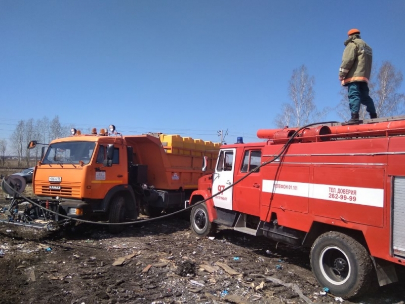 Открытое горение мусора на несанкционированной свалке в Екатеринбурге ликвидировано