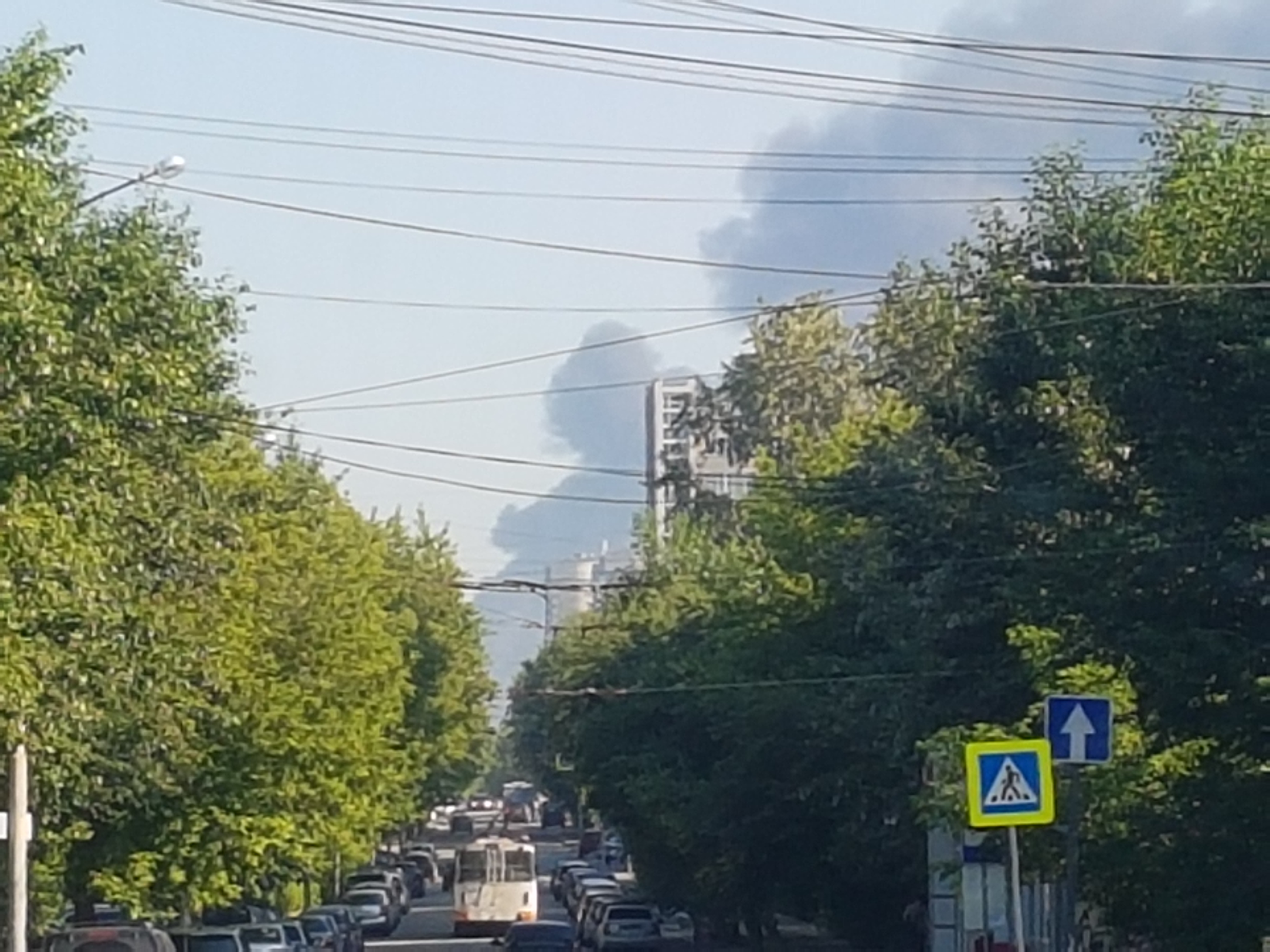 Крупный пожар в Екатеринбурге: горят склады на Совхозной