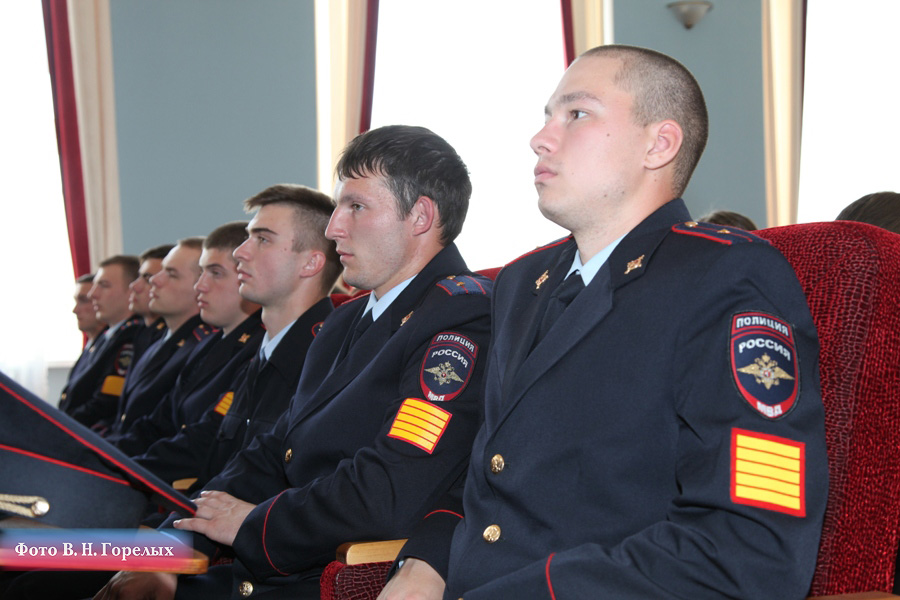 Свердловский гарнизон полиции пополнился новыми сотрудниками