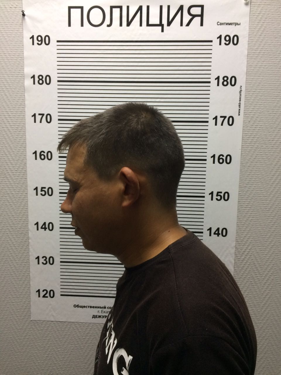 Полиция ищет пострадавших от действий грабителя в Екатеринбурге (ФОТО)