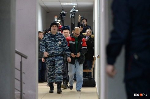 Екатеринбуржец, сбивший трёх человек на Фурманова, обжаловал свой арест