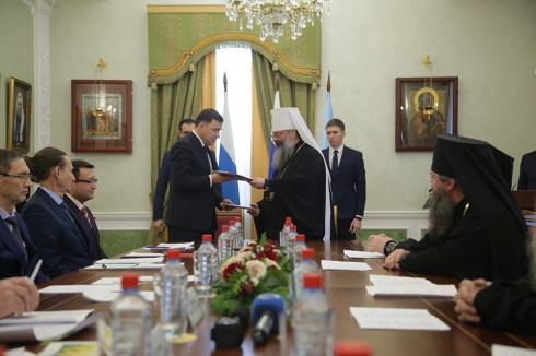 В Свердловской области губернатор и митрополит подписали соглашение о пропаганде трезвости