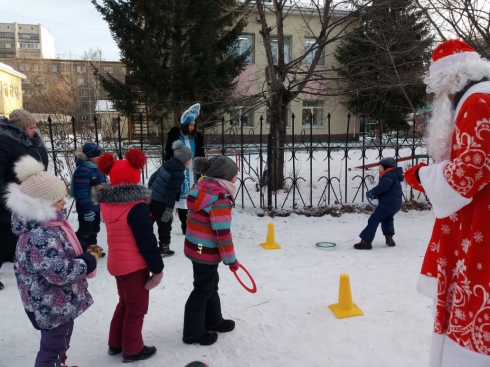 В Екатеринбурге операторы связи поздравили воспитанников детсадов с Новым годом