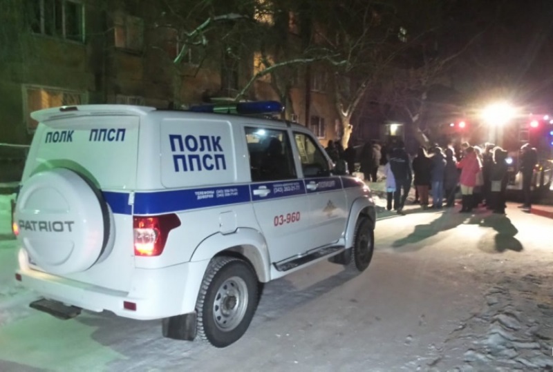 В Екатеринбурге мужчина факелом поджёг коммунальную квартиру