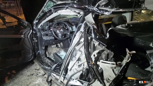 Пассажир иномарки впал в кому в результате аварии в Екатеринбурге