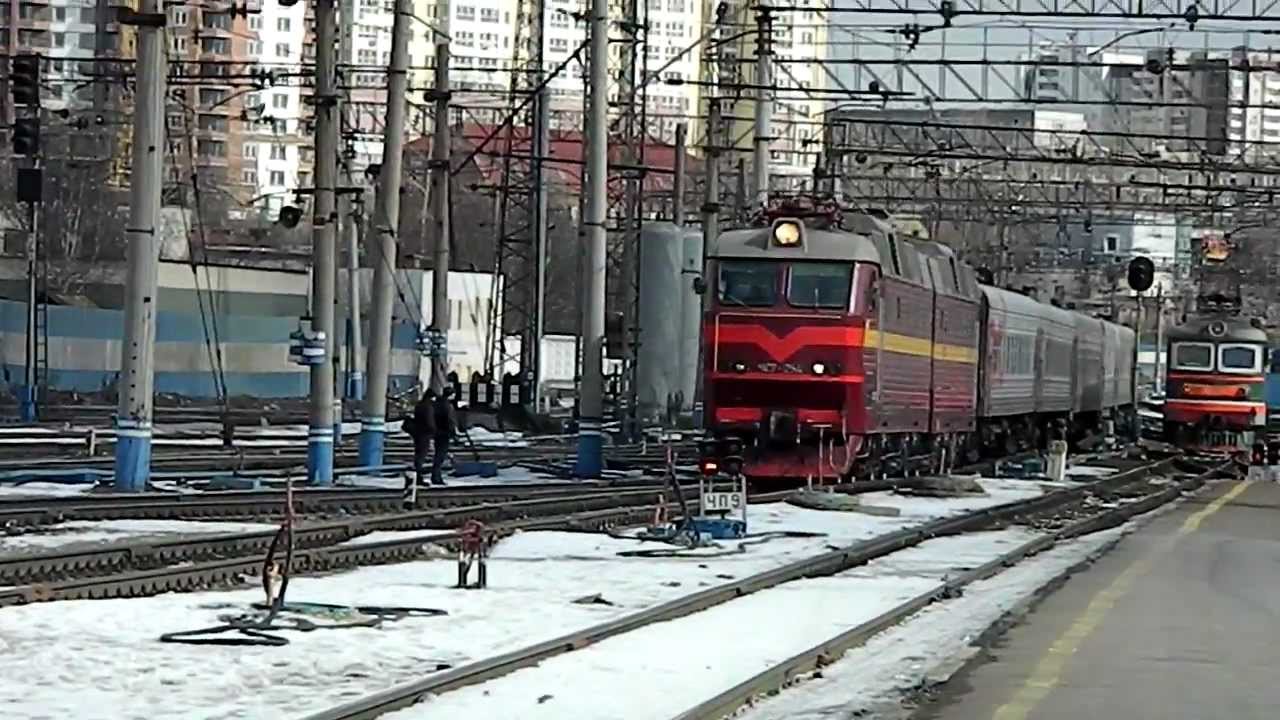 Прямой поезд екатеринбург. Чс2 Екатеринбург-пассажирский. Чс7-254. Поезд Екатеринбург Симферополь. Поезд 141 Екатеринбург Симферополь.