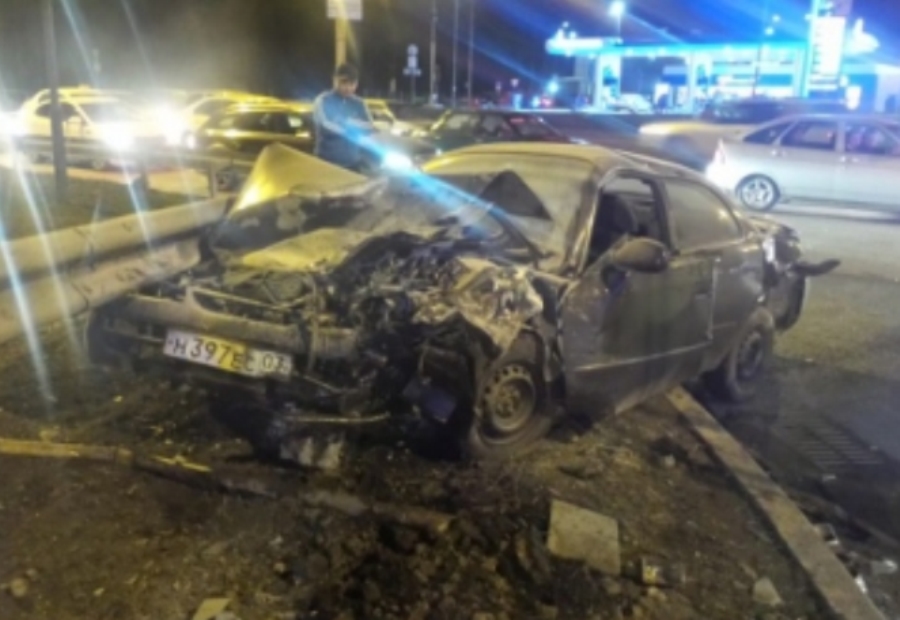 В Екатеринбурге на Объездной ночью произошла страшная авария. Есть пострадавшие