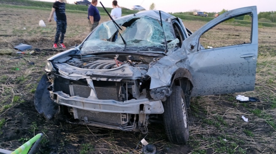 ДТП под Ирбитом: водитель уснул за рулём и перевернулся