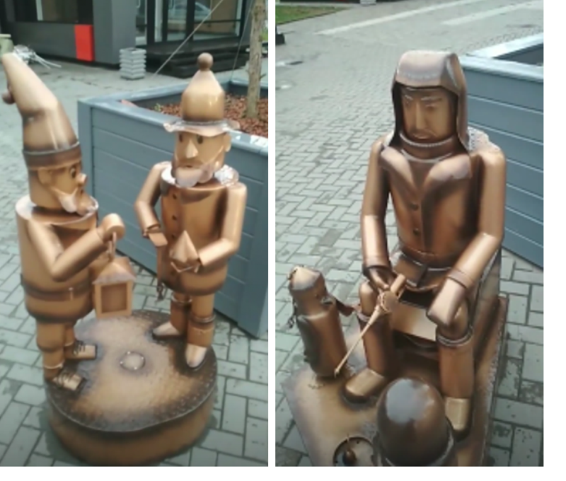 Недалёко от железнодорожного вокзала в Екатеринбурге появились четыре необычные скульптуры