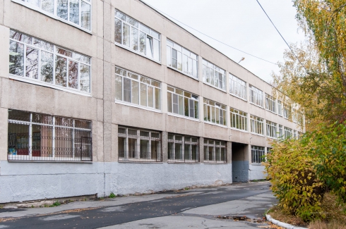 Плановая работа по подготовке школ к учебному году началась в Екатеринбурге