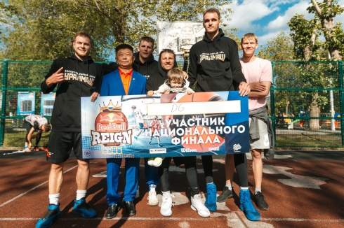 Отборочный этап стритбольного турнира 3 на 3 Red Bull Reign прошёл в Екатеринбурге