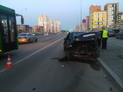 В Екатеринбурге произошла авария с участием двух иномарок. Пострадал ребёнок 
