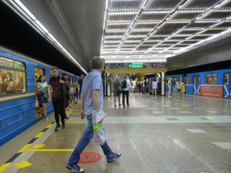 В Екатеринбурге открыли выход из метро прямо в ТРЦ «Гринвич»