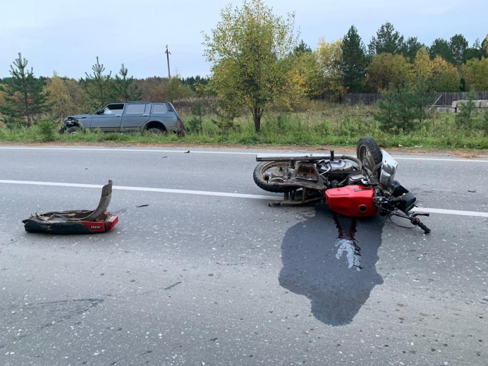 В Свердловской области на трассе погиб мотоциклист