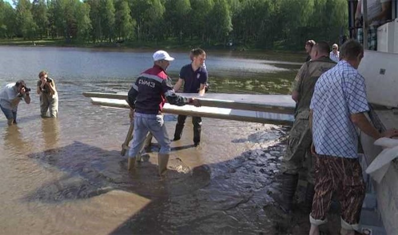 Свердловское предприятие выпустит 10 тысяч мальков толстолобика в Новомариинское водохранилище в Ревде